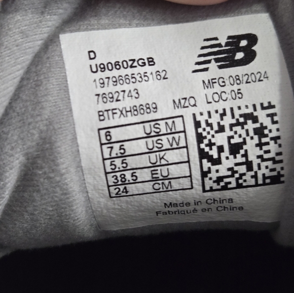 New Balance 9060 Shadow Grey Size 6 Men Womens 7.5 Worn Once Like New. No Box - Picture 7 of 11